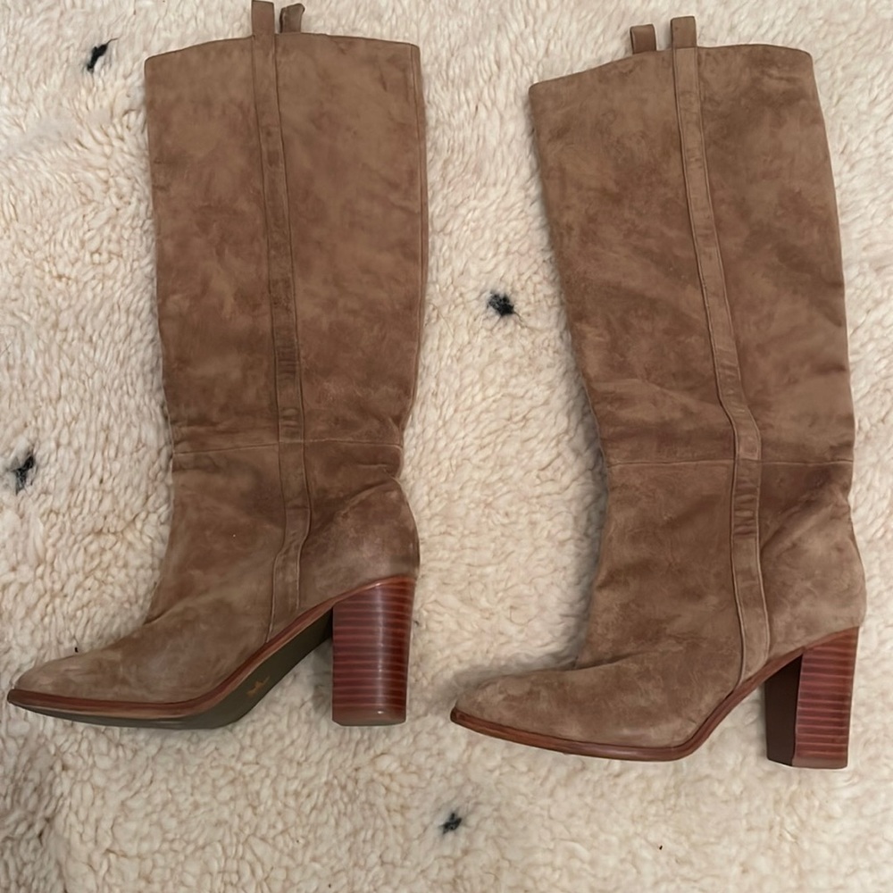 Perfect boots for Fall and Winter!